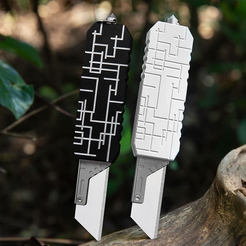 Functional art knife with practical push-pull design Knife Multifunctional Outdoor Survival Utility Hand Tool Camping Hunting Knife