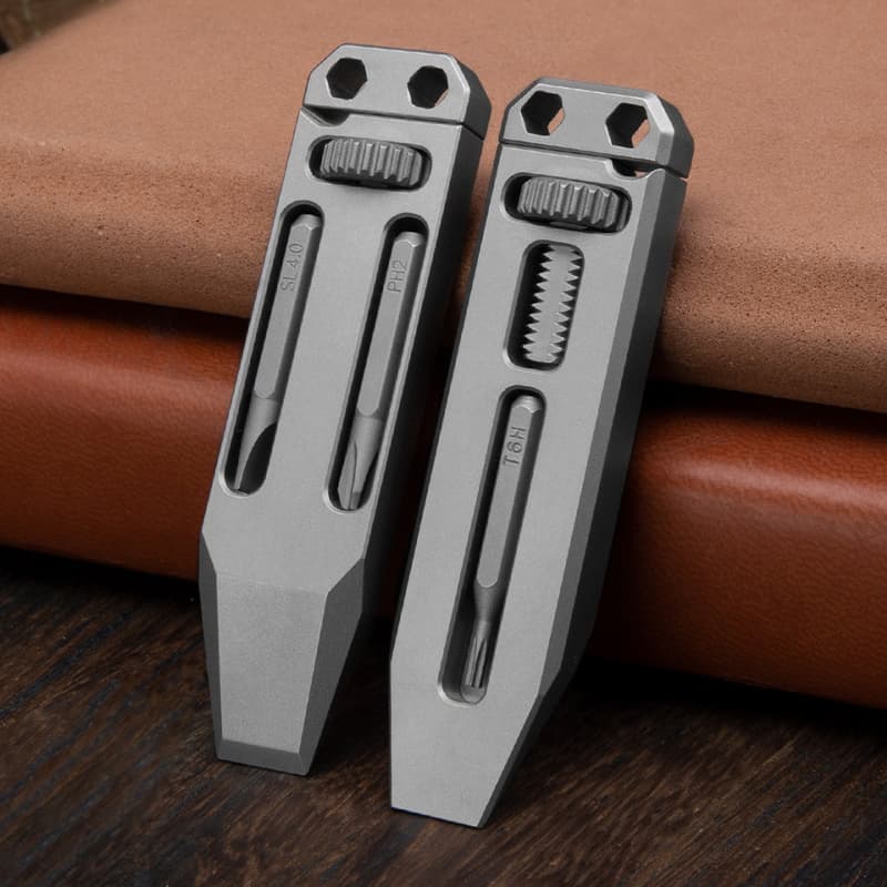 Titanium Alloy Mini EDC Pry bar Pocket Tool Multifunctional Portable Keychain Pry bar Pendant Screwdriver Tool