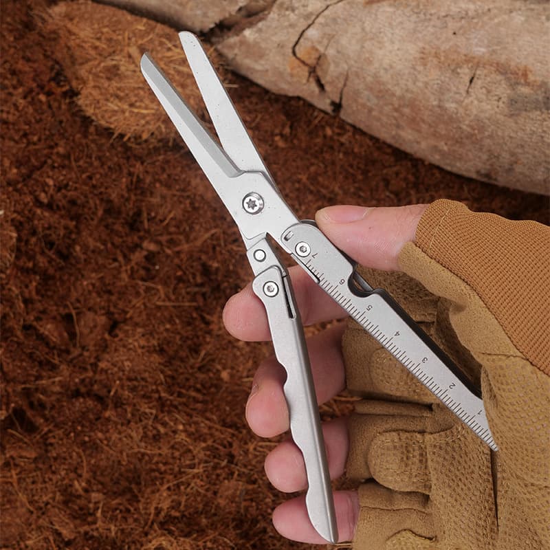 Mini Versatile Outdoor Scissors Portable Portable Folding Knife Gadget Folding Combination Scissors Camping Gear