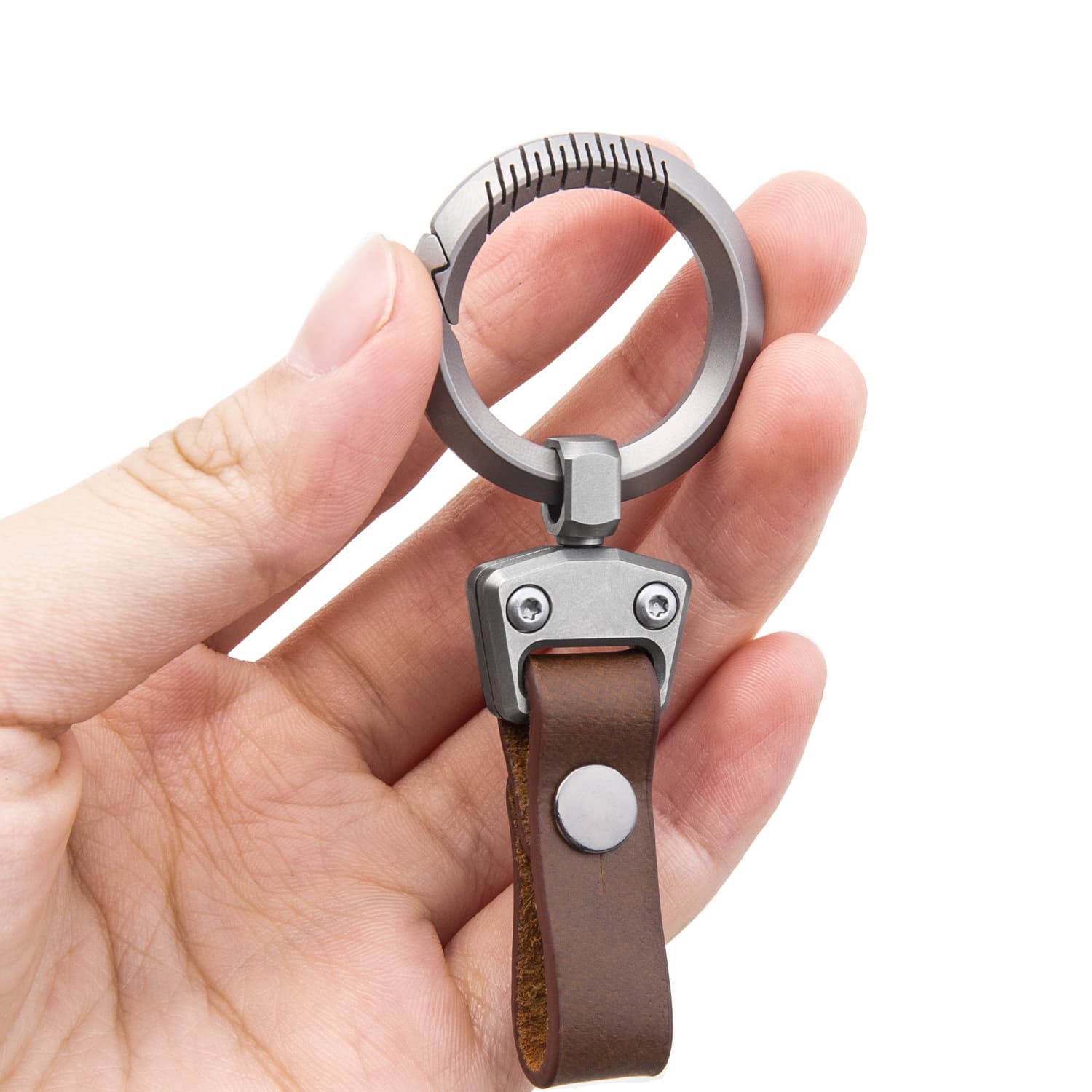 Simple Design Titanium Alloy and Leather Keychain Container Fashionable EDC Easy Carry Car Key Holder